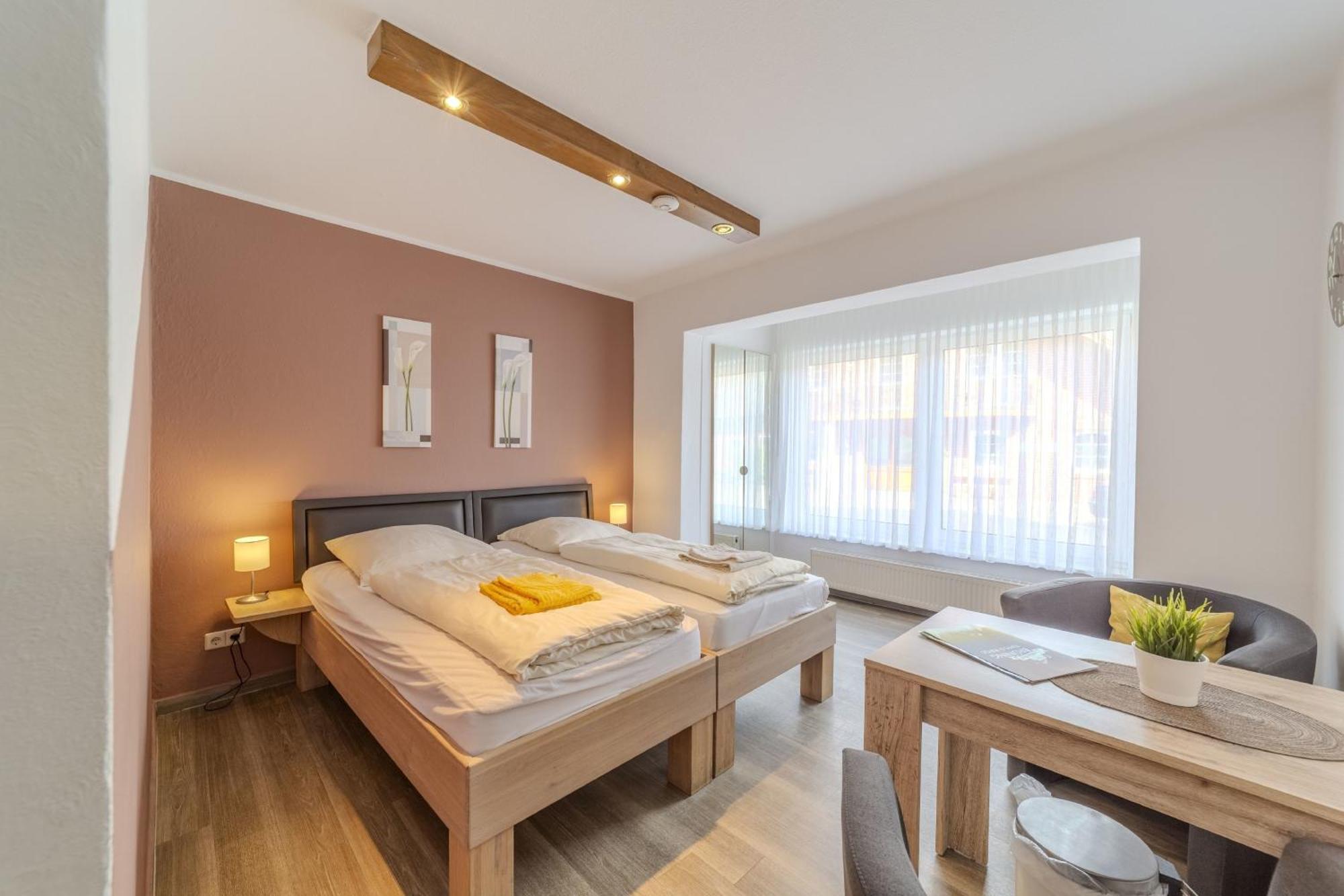Familienhof Bruening - Doppelzimmer Waldesruh II Meppen Buitenkant foto